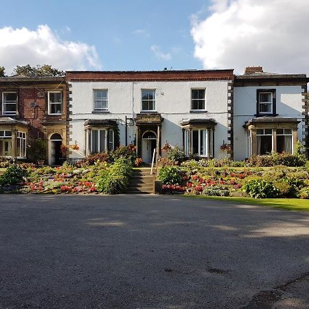 Heath House Bed and Breakfast Dewsbury Exterior foto