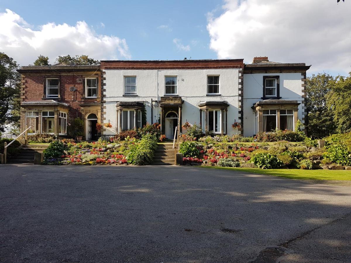 Heath House Bed and Breakfast Dewsbury Exterior foto